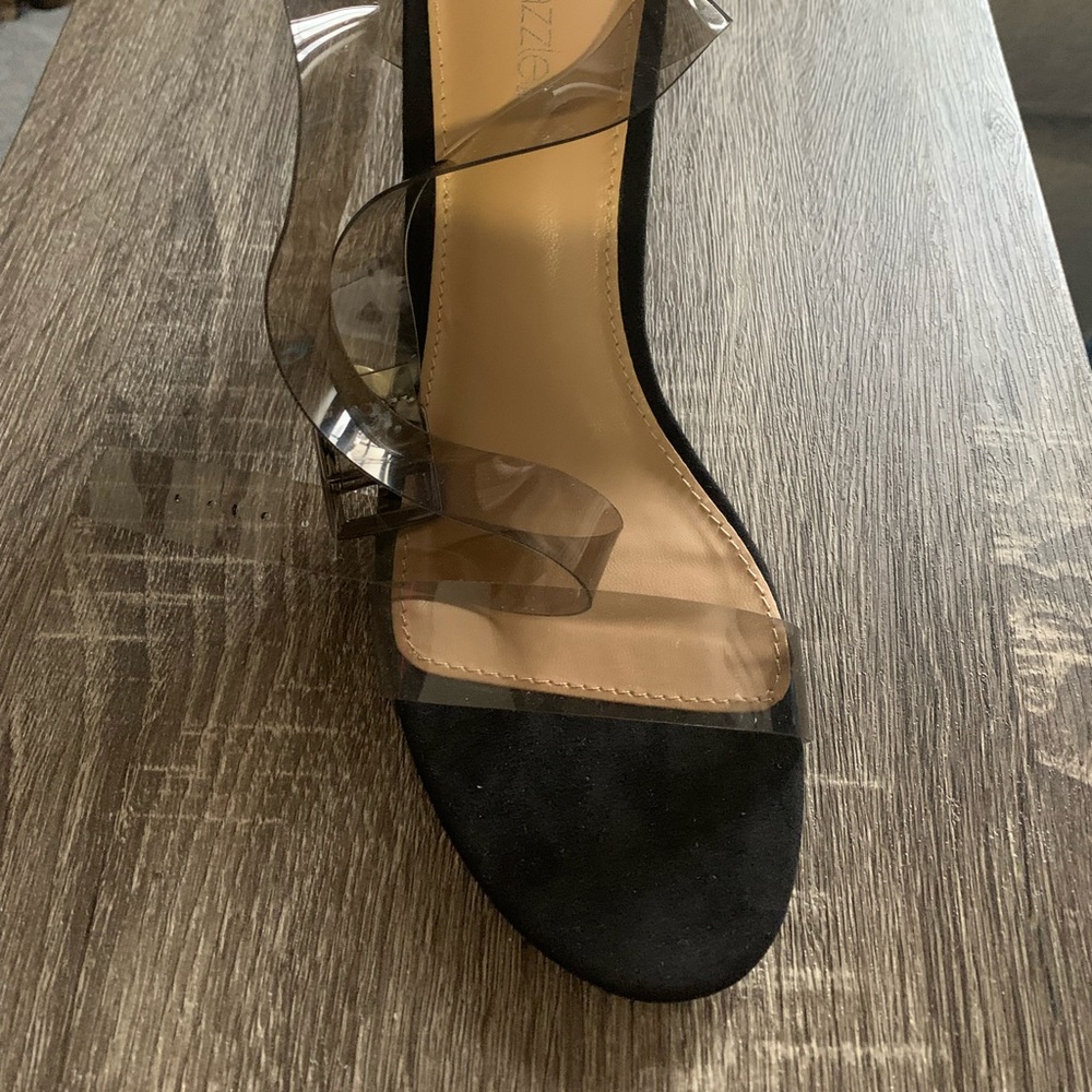 Shoe dazzle clear heel in black